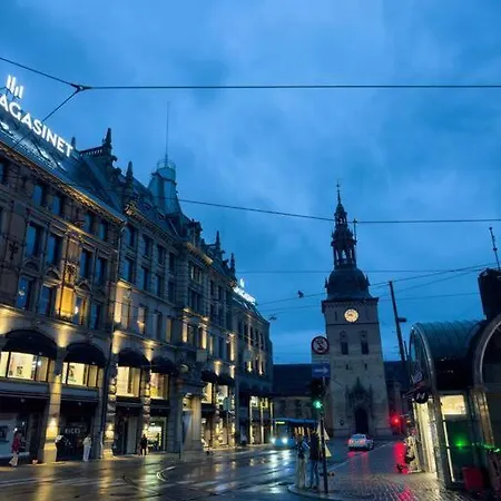 In Frogner/solli Close To Royal Castle